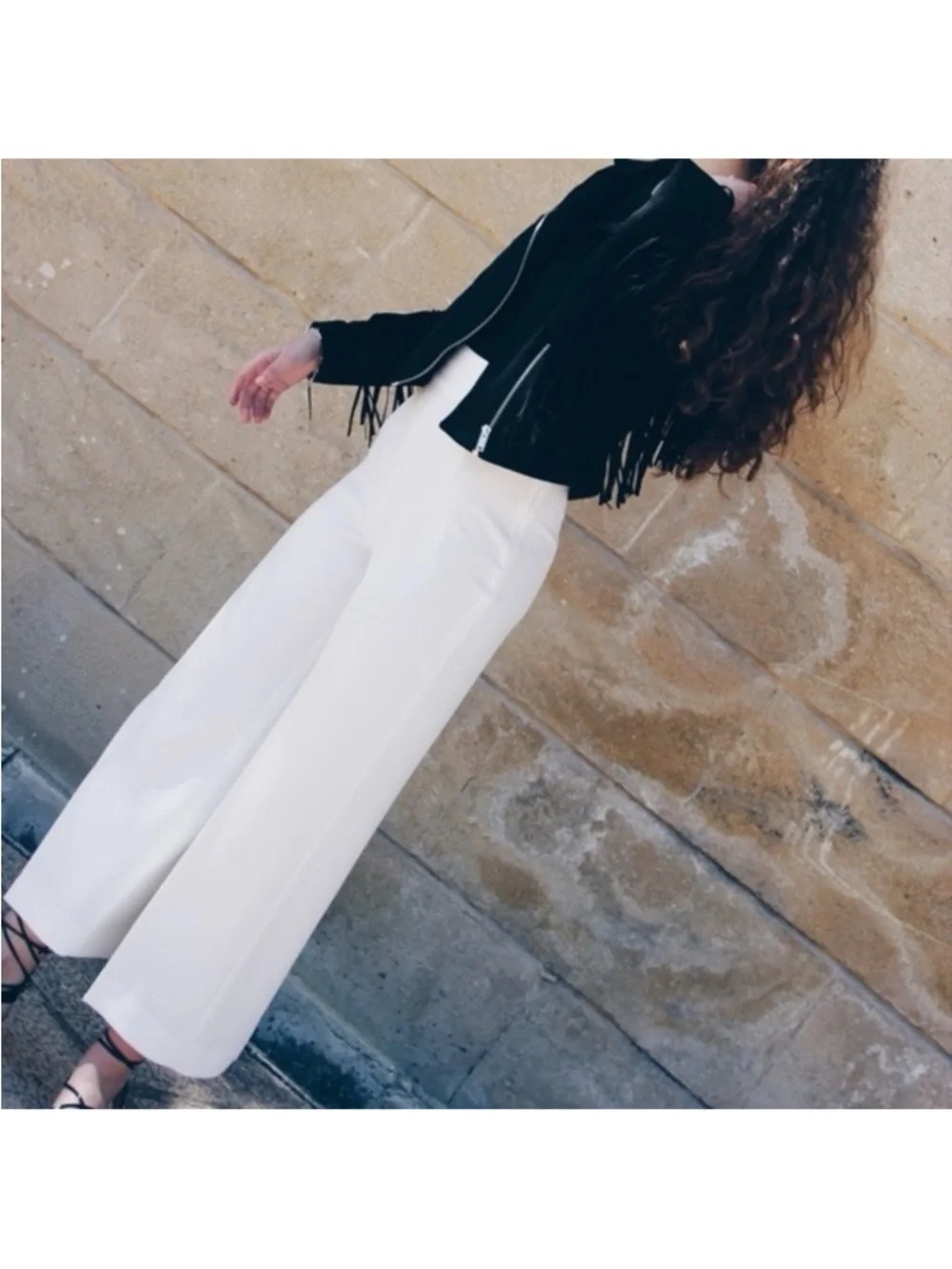 Zara White Wide-Leg Cropped Trousers - Picture 2 of 2